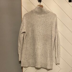 LOFT Speckled Cream Turtleneck Sweater